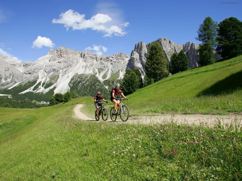 Vitalhotel Dosses Santa Cristina Val Gardena Buitenkant foto